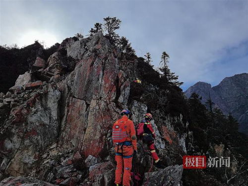 四川九峰山驴友坠崖身亡事件引发热议关注