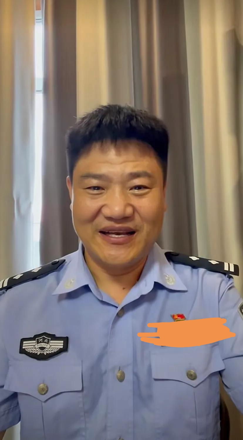 反诈老陈反思辞职决定，冲动背后的成长与人生领悟