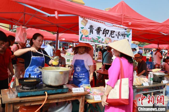 广西柳城华侨农场美食节，美食盛宴引游客争相打卡体验