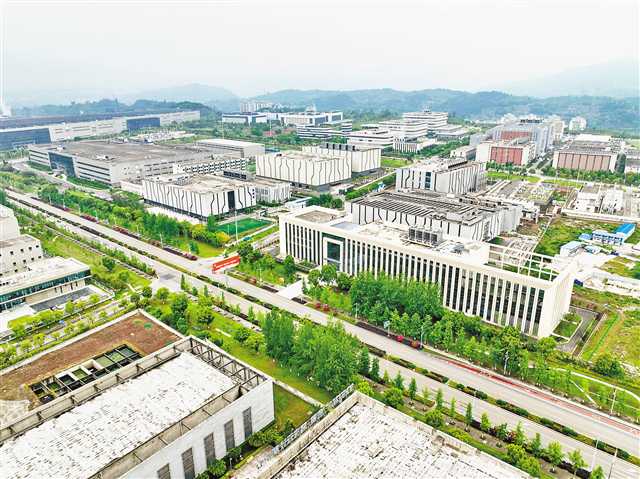 四川苍溪社区工厂模式实现双赢发展之路