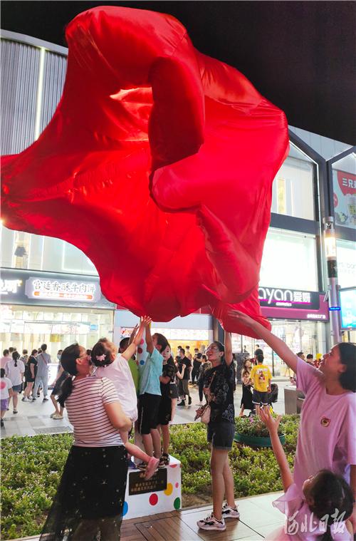 石家庄湾里庙灯会，AI绘图与璀璨灯光的完美交融之旅