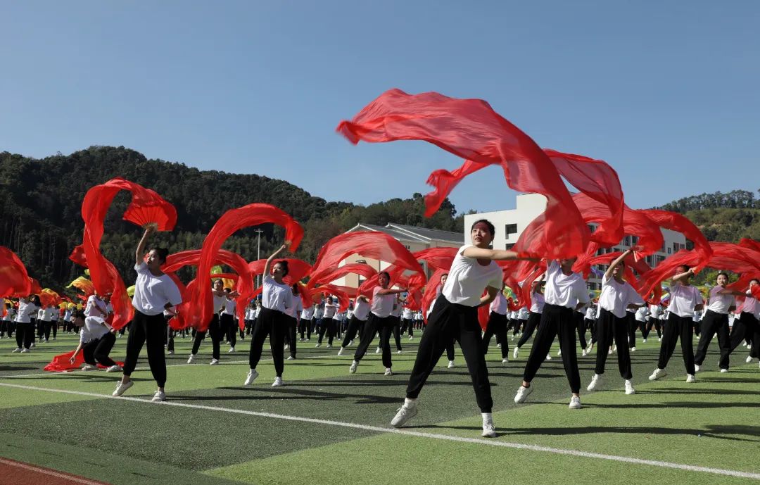 热血青春，舞动梦想，三明医学科技职业学院民族健身操代表队出征在即