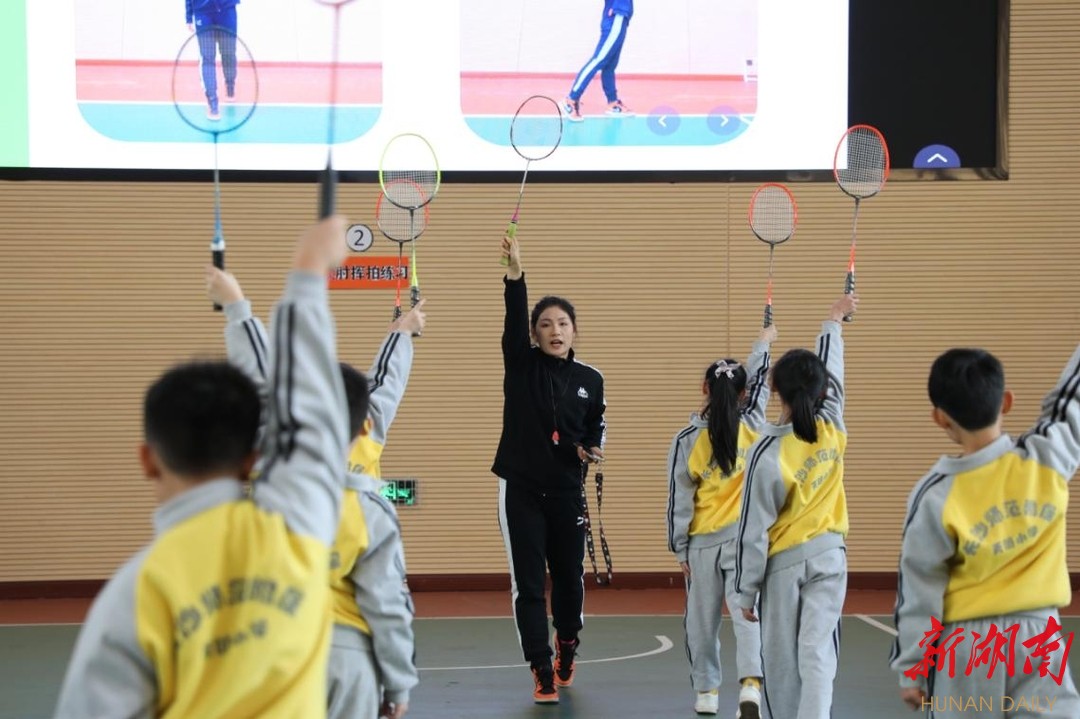 长沙热血青春，三大球场学子绽放，山水洲城动感演绎热血年华