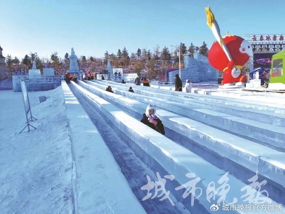 长春冰雪奇缘，浪漫冒险之旅探秘雪漂流与冰滑梯的独特魅力