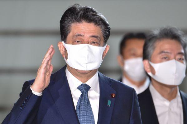 日本首相辞职原因深度剖析