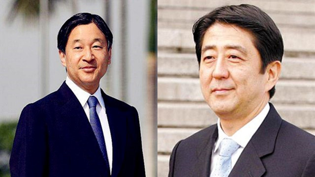 日本首相跪拜天皇，传统礼仪与现代政治的交融分析