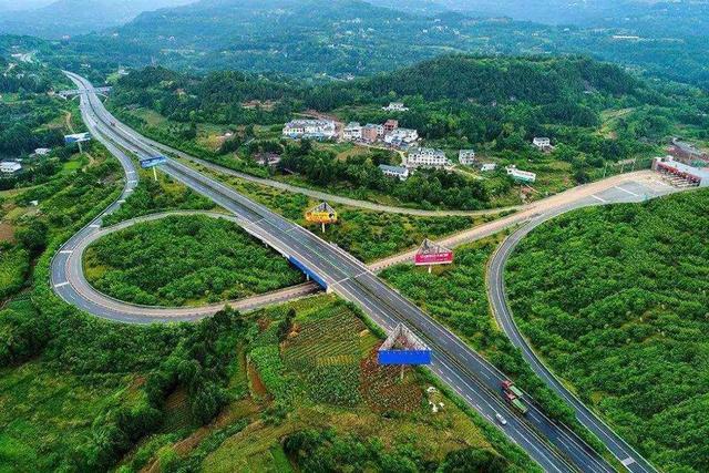 四川加大公路水路交通建設(shè)投資力度,，助力區(qū)域經(jīng)濟(jì)發(fā)展提速